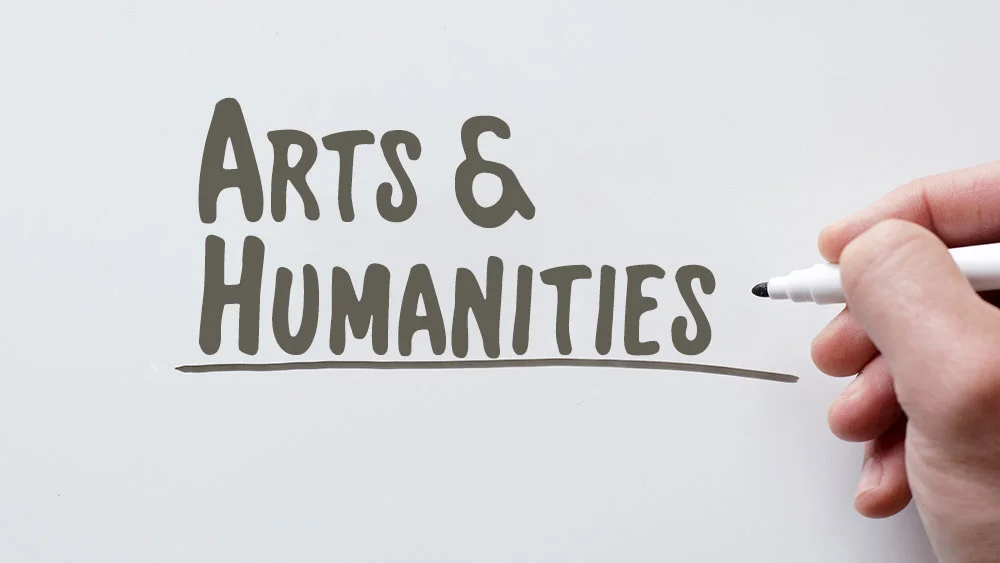 An image with words art and adesign
